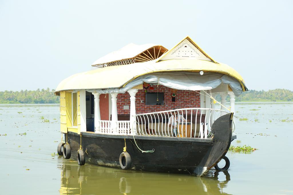 Marari Houseboat Hotel Mararikulam Kamer foto